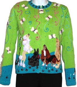 Design Options Christmas Dog Sweater via thefuntimesguide.com